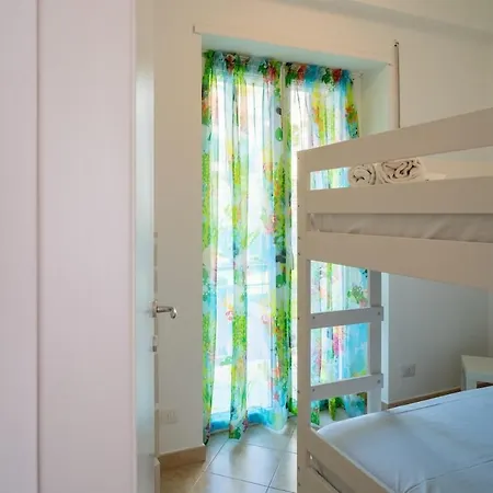 Pleiadi - Two Bedroom With Terrace شقة *