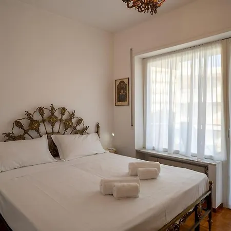 Pleiadi - Two Bedroom With Terrace شقة *