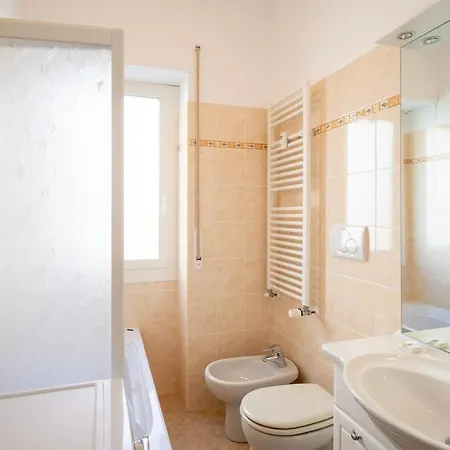 Pleiadi - Two Bedroom With Terrace سانريمو